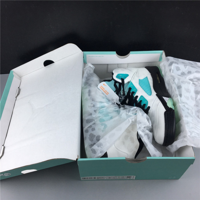 AIR JORDAN 5 RETRO