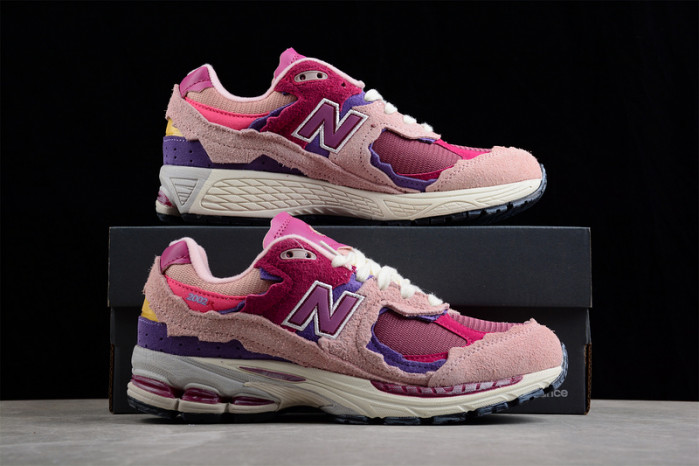 New Balance 2002R 